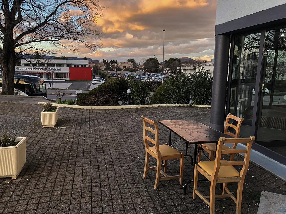 Welcomotel Montélimar Eksteriør billede