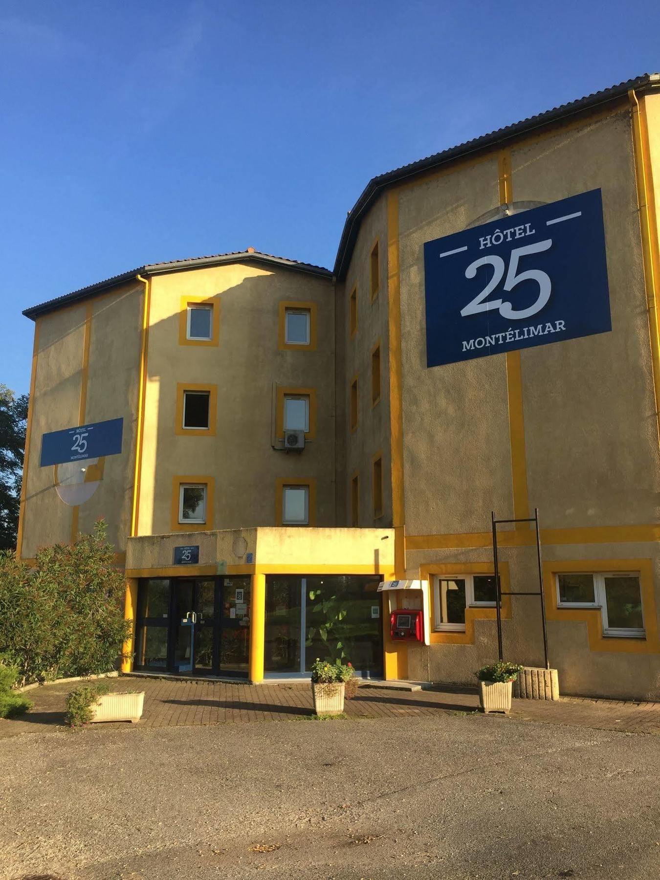 Welcomotel Montélimar Eksteriør billede